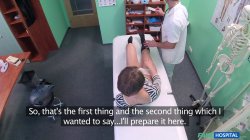 Captura de 'Patient 003 - Short Haired Hottie Seduces Doctor' nº 44