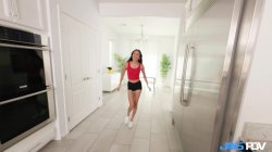 'My Banging Asian Step Sis Jade Kimiko Gets My Cum On Her Shaved Pussy' screenshot nº 3