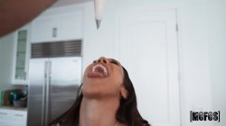 Captura de 'Stretching My Girlfriend's Pussy 39' nº 79
