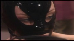 Captura de 'Latex Slaves' nº 7