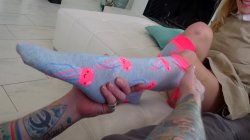 '18YO Sluts in Knee Socks' screenshot nº 2