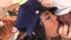 Captura de 'Anal Loving Babes 3' nº 112