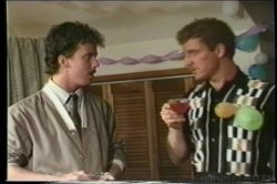 'Office Politics' screenshot nº 24