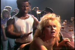 'Fuckin' She Devils' screenshot nº 3