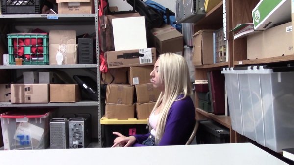 Free Video Preview image 3 from Shoplyfter 13