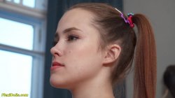 Captura de 'Nicole Murkovshi Real Flexi Doll Fucked' nº 30