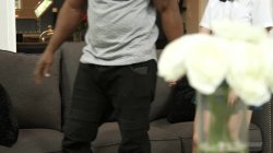 Captura de 'Small Chicks & Big Black Dicks' nº 23