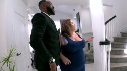 Captura de 'Mature BBW Samples a Big Black Cock' nº 3