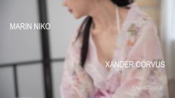 'Xander Corvus Fucks Marin Niko to Creampie After Massage!' screenshot nº 3