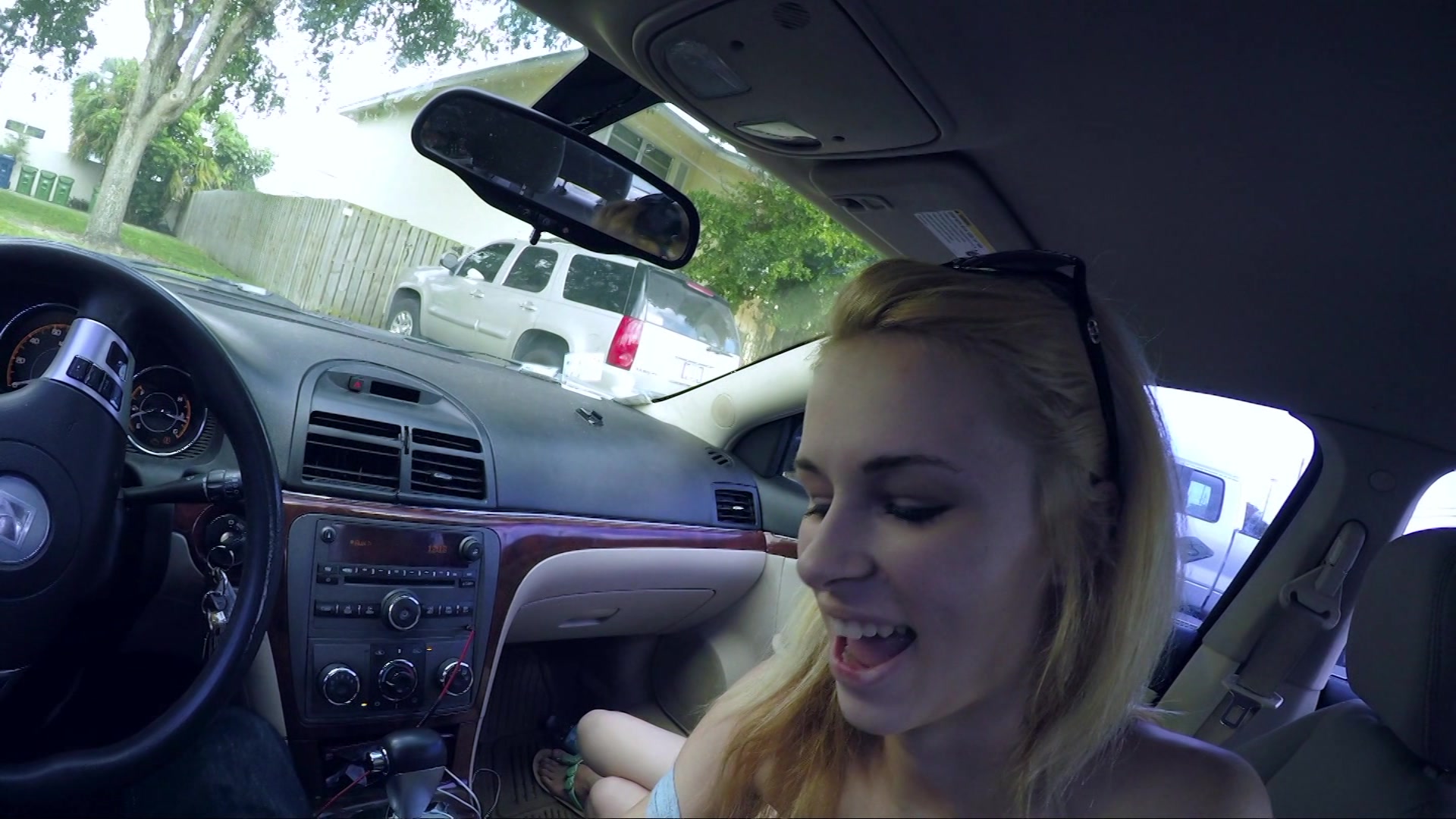 Real Amateurs Fuck For Dollars