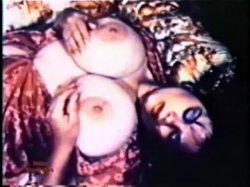 Captura de 'Big Tit Marathon 130: Early 1970s (Color)' nº 17