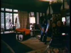 Captura de 'Cecil Howard's Neon Nights (Softcore)' nº 122