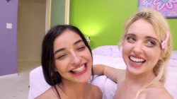 Captura de 'Perv City: Anal Threesomes' nº 2