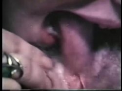 Captura de 'Solo Females Nudes & Lesbians 28 1970s (Color)' nº 54