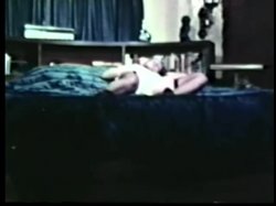 Captura de 'Solo Females Nudes & Lesbians 28 1970s (Color)' nº 22