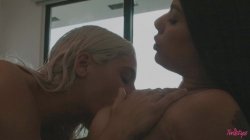 Captura de 'When Girls Play 34' nº 9