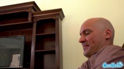 'Stepdad Fucked the Realtor' screenshot nº 17