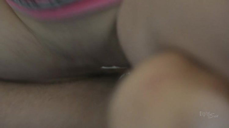 streaming porn video screenshot