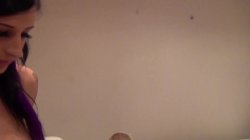 Captura de 'Fuck A Fan - Live From London Global Edition' nº 6