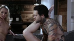 Captura de 'Friends And Lovers' nº 103