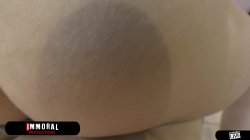 'Relentless Rough Sex Makes Submissive Russian Beauty Amalia Davis Orgasm To Ohio' screenshot nº 18