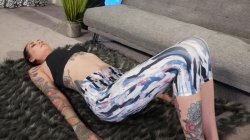 Captura de 'Tattoo Yoga Beauty Rocky Emerson Gives JOI and Masturbates' nº 12