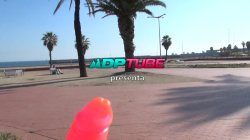 Captura de 'Jimena Inserting the Vibrator on the Beach' nº 1