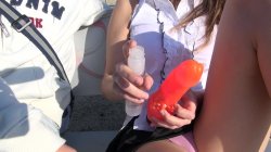 Captura de 'Jimena Inserting the Vibrator on the Beach' nº 22