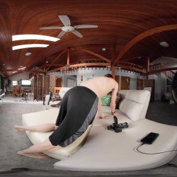 'BTS Slay Kay's Strip & Suck Spectacle - VR Voyeur View' screenshot nº 3
