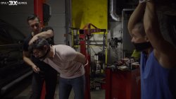 Captura de 'Dirty Girl In A Garage #8' nº 10