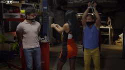 Captura de 'Dirty Girl In A Garage #8' nº 19