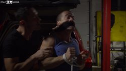Captura de 'Dirty Girl In A Garage #8' nº 5