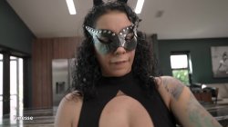 Captura de 'Rae West In A Catwoman Parody' nº 2