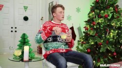 Captura de 'Happy MILF Teen Holidays' nº 65
