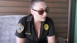 'Melanie Hicks in Beat Cops Internal Probing' screenshot nº 2