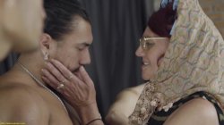 'Mature Group Sex: Edy Kadilac' screenshot nº 3