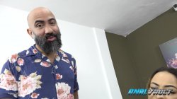Captura de 'Bride's Slutty Wedding Dress Turns Her on, Husband and Best Man Double-Penetrate Her Pussy and Ass Without Mercy, The' nº 9