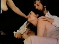 'Peepshow Loops 240 - (All Big Busty) 70's & 80's (Color)' screenshot nº 31
