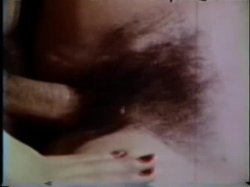 'Peepshow Loops 240 - (All Big Busty) 70's & 80's (Color)' screenshot nº 111