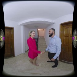'Sexy Real Estate Agent Fucks Her Way To The Deal' screenshot nº 1