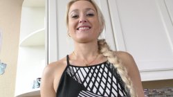 Captura de 'Cheating Housewives Get Creampied 2' nº 82