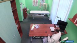 Captura de 'Patient 003 - Spanish Patient Gets Creampied' nº 3