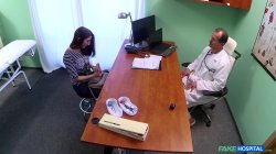 Captura de 'Patient 003 - Spanish Patient Gets Creampied' nº 38