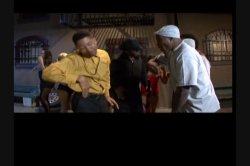 Captura de 'Official Boyz N The Hood Parody' nº 2