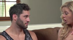'Somebody's Mother 4: Seductions By Cherie DeVille' screenshot nº 2
