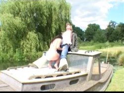 Captura de 'Uniforms - Maids In Britain 2' nº 5