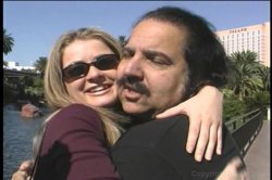 Captura de 'Ron Jeremy on the Loose Viva Ron Vegas' nº 55