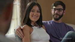 Captura de 'Pretty Little Asians 4' nº 17