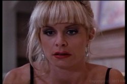 Captura de 'New Wave Hookers 3' nº 131