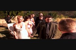 Captura de 'My Big Fake Wedding' nº 129